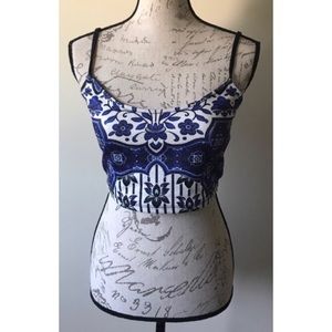 {Topshop} Printed Crop Top